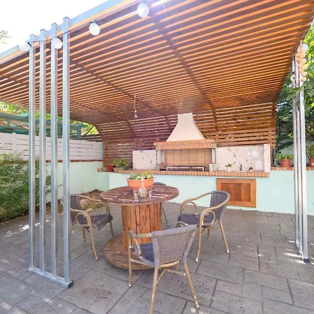 Dajana Holiday home *