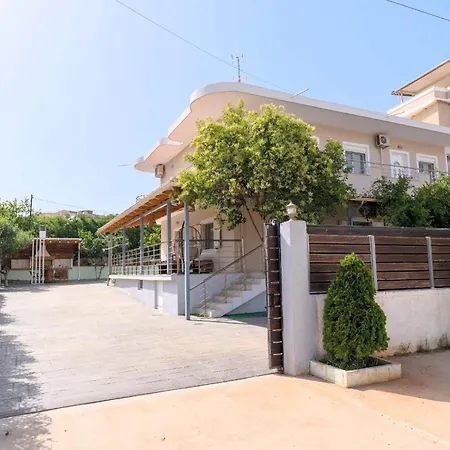 펜션 Dajana 사밀